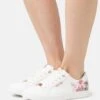 Anna Field Sneakers BasseWhite Donna Sneakers AN611A1CZ-A11 12 Anna Field Sneakers BasseWhite Donna Sneakers AN611A1CZ-A11 -Negozio al dettaglio Anna Field 31f7d84f6de9402eb8423a3b4a4f10e3