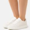 Sneakers BasseOff-White Donna Sneakers ANJ11A037-A11 -Negozio al dettaglio Anna Field 8b68bf586f1a40e183058872237ec298